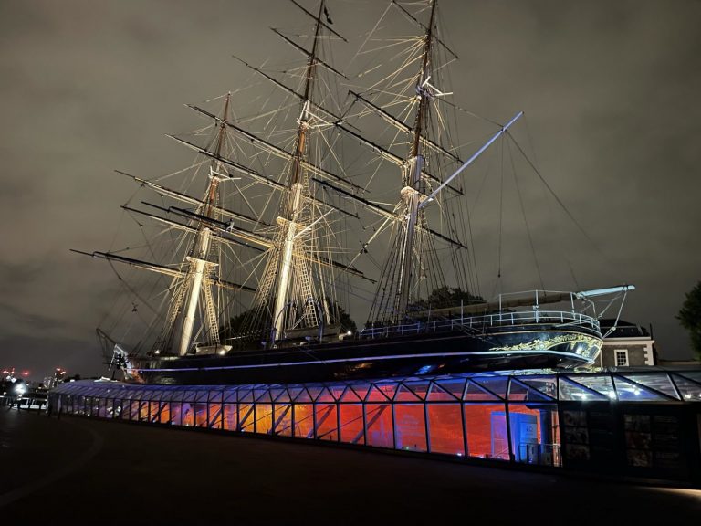 Cutty Sark at night