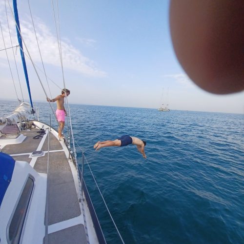 Diving off boat