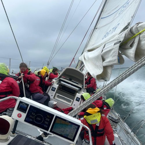 girlguides on ocean