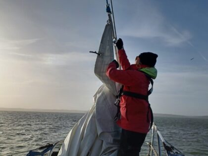 pulling sail