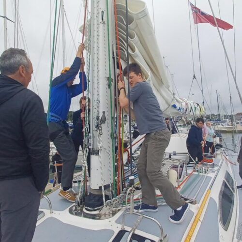 Sailing YP 16 -25