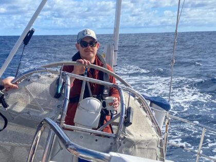 CF822 Adult Canaries Adventure 4